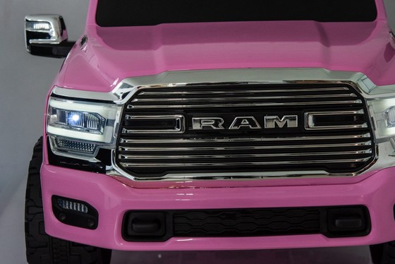 Pojazd RAM 3500 Różowy