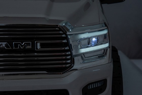 Pojazd RAM 3500 Biały