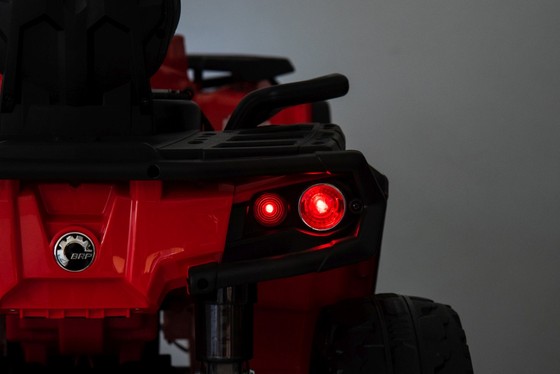 Quad Can Am Outlander ATV z Pilotem Czerwony