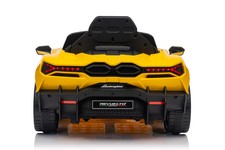 Pojazd Lamborghini Revuelto Żółty