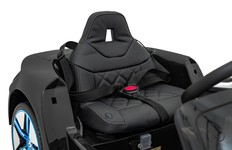 Autko BMW i4 na akumulator dla dzieci Czarny + Wolny Start + EVA + Ekoskóra + Audio LED + Pilot