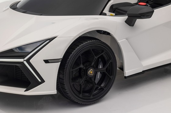 Pojazd Lamborghini Revuelto Białe
