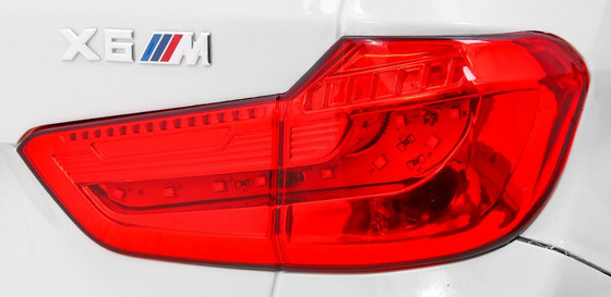 BMW X6M Elektryczne Autko dla dzieci Biały + Pilot + EVA + Wolny Start + Panel audio + LED