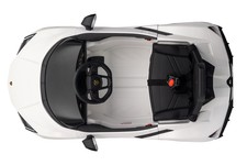 Pojazd Lamborghini Revuelto Białe