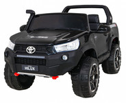 Pojazd Toyota Hilux Czarna