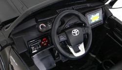 Pojazd Toyota Hilux Czarna