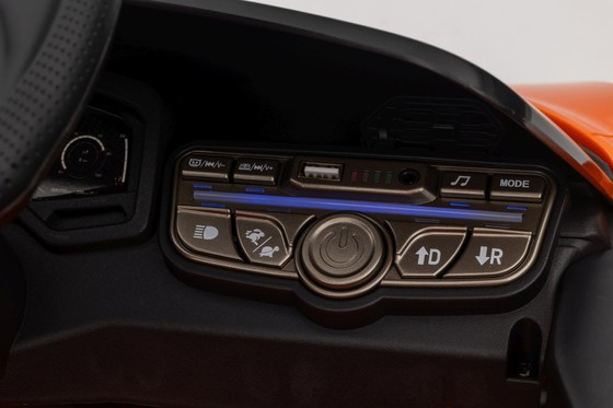 Pojazd Lamborghini Revuelto Pomarańczowy