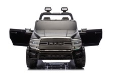 Pojazd RAM 3500 Czarny