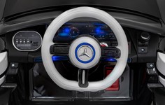 Mercedes Benz AMG EQA dla dzieci Czarny + Pilot + 5-punktowe pasy + EVA + Wyświetlacz MP3 + LED
