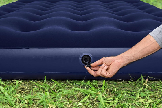 Materac Welurowy z Pompką 191 137 28cm BESTWAY