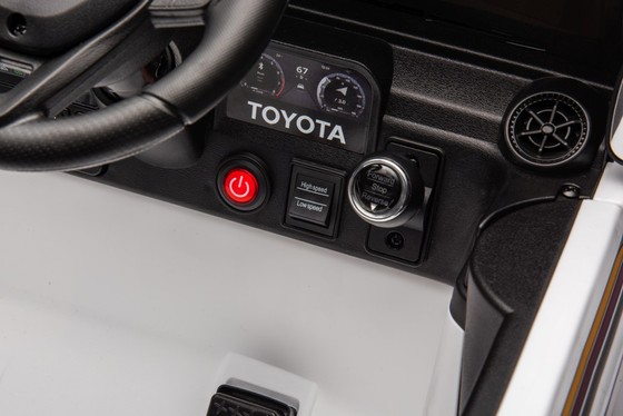 Pojazd Toyota PRADO Biały