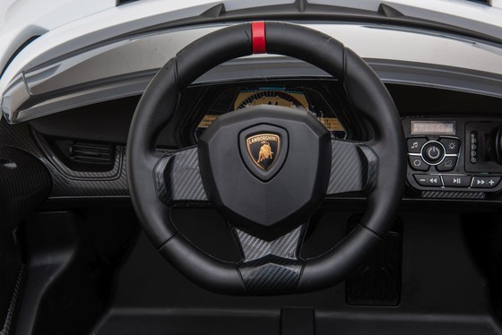 Pojazd Lamborghini Veneno Biały