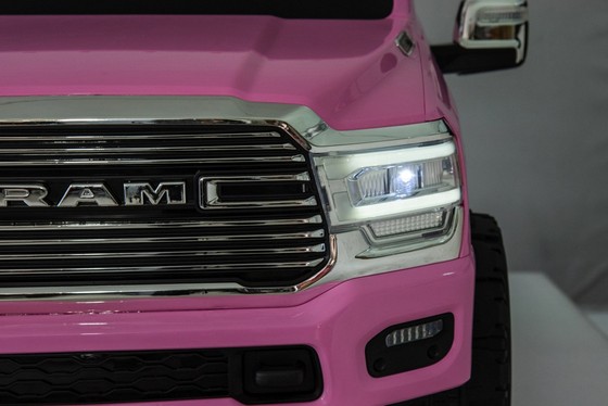 Pojazd RAM 3500 Różowy