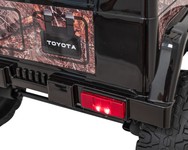 Toyota FJ Cruiser dla dzieci Czarny Liście + Pilot + Napęd 4x4 + Audio LED + EVA + Wolny Start