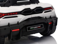 Pojazd Lamborghini Revuelto Białe