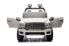 Pojazd RAM 3500 Biały